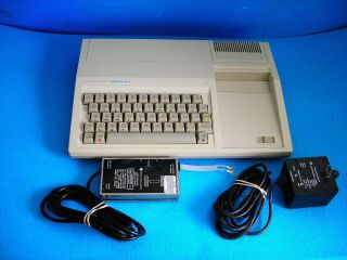 TI - 99/4A COMPLETE BOXED BEIGE HOME COMPUTER,  MANUALS & D 2