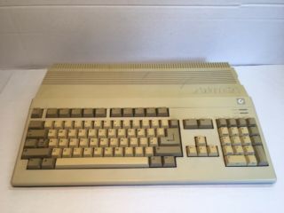 Amiga 500 Computer - Commodore