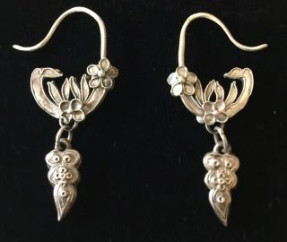 Antique 19th Century Ching Dynasty Chinese Sterling Silver Earrings