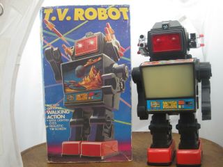 Vintage Walking Tv Robot Battery Operated