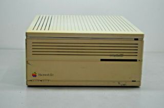 Apple Macintosh Iici Desktop Computer No Hard Drive - Vintage Mac - Not