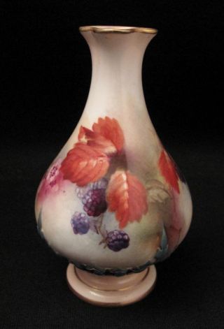 Antique Royal Worcester Hand Painted Porcelain Berry Vase 1908 Shape 285a