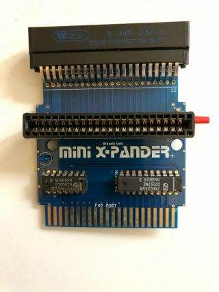 Mini - Xpander - 2 Slot Cartridge Port Expander For Commodore 64