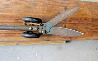 Vintage Rolling Grass Clipper Shears; 43 Inches Tall W/11 Inch Cutting Head 3