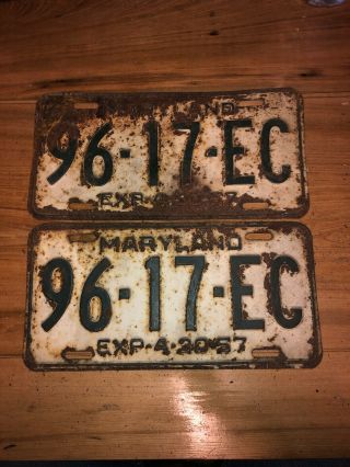 Vintage Maryland 1957 License Plate Pair