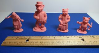 Vintage Marx Nursery Rhyme Goldilocks and Three Bears figurines pink 2