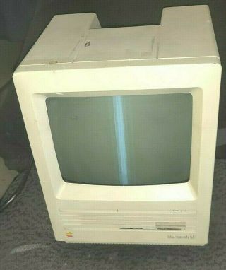 Apple Macintosh Se Vintage Computer M5011 For Repair