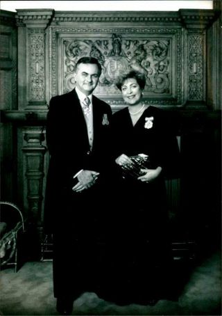 Hon.  Ramon John Hnatyshyn & Wife,  The Govenor General Of Canada - Vintage Photo