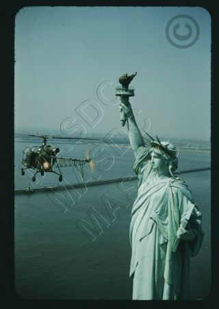 35mm Red Kodachrome Helicopter Slide - Alouette Flying By Statue Of Liberty 