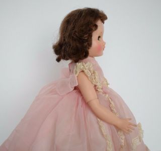 Vintage 1950 ' s Madame Alexander doll ELISE 15.  5 