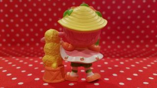 Kenner Strawberry Shortcake Miniature PVC Peach Blush & Melonie Belle Green Fan 2