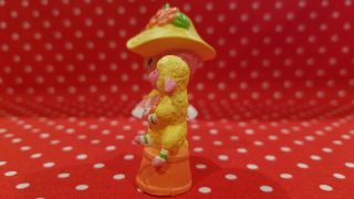 Kenner Strawberry Shortcake Miniature PVC Peach Blush & Melonie Belle Green Fan 3