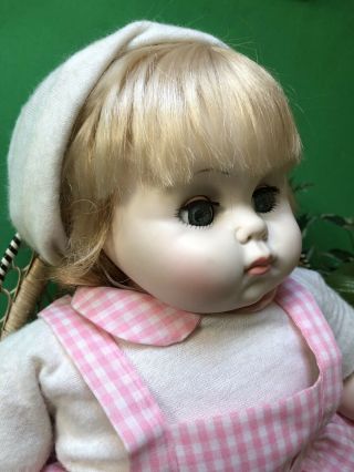 Rare VINTAGE Madame Alexander BABY SISTER Doll 3555 3