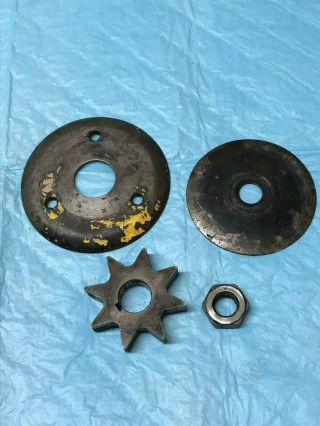 Vintage Mcculloch G - 70 Series Chainsaw Chain Drive Gear Washers Nut (. 404 Pitch)