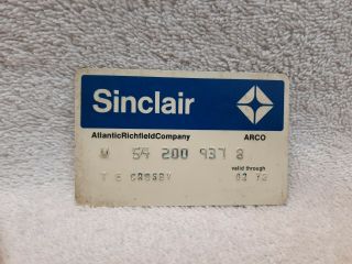 Expired Vintage Sinclair Motoring Gas Oil Credit Card Service Station 1972