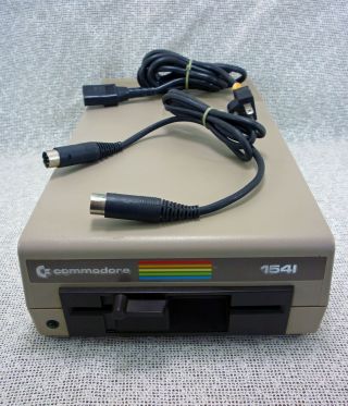 Vintage Commodore 64 Floppy Disk Drive Model No.  1541 2