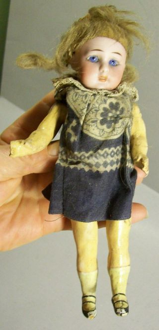 Antique Bisque Head Simon Halbig 1079 Doll