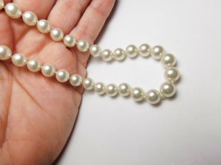 Signed W.  Lind 14 K Ge White Faux Pearl Beaded Necklace Vintage 19 1/2 Inches