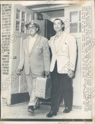 1959 Hof Jockey Eddie Arcaro Leaves Physicians Hospital Press Photo