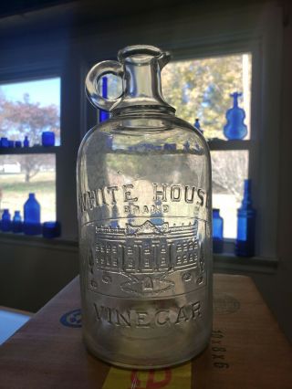Vintage White House Vinegar Jug Smooth No Embossed Frame Quart Spout