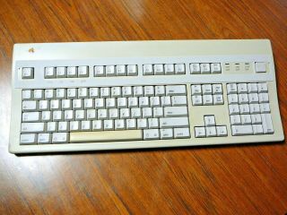 Vintage Macintosh Apple Computer Keyboard M3501
