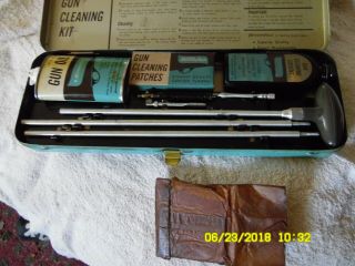 (SLIGHT USE) Vintage Montgomery Wards/Western Field.  30 gun/rifle cleaning kit 2