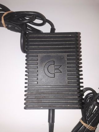 Vintage Oem Commodore 64 Power Supply P/n 251053 - 02