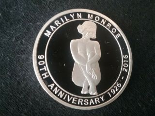 MARILYN MONROE SILVER 3D COIN,  IMAGE MOVES TO ICONIC MARILYN SKIRT BLOWING 3