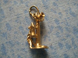 Estate 14 Kt Yellow Gold Charm Of Vintage Telephone Weighs 2 Gm