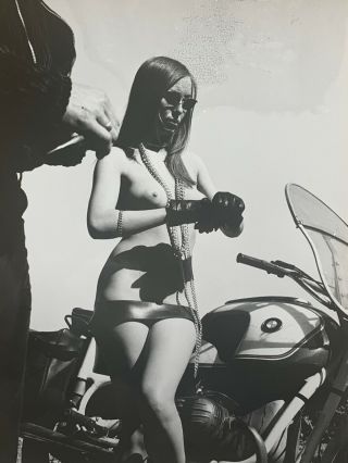 Vintage Photo Nude Model Katia Kastel W/ Bmw Motorcycle Serge Jacques