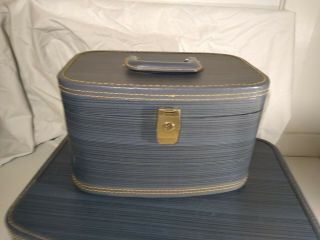 MCM Vintage Suitcase & Train Case Blue Vinyl Hard Side SILVER STAR 2pc.  Set 3