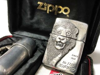 Rare Zippo 1995 Limited Edition Lion Diamond Eyes Lighter & Oil Tank Set