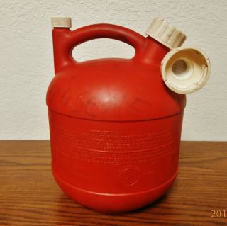 Vintage Eagle 1.  25 Gal.  Round Vented Gas Can/with Screened Pour Spout - Complete