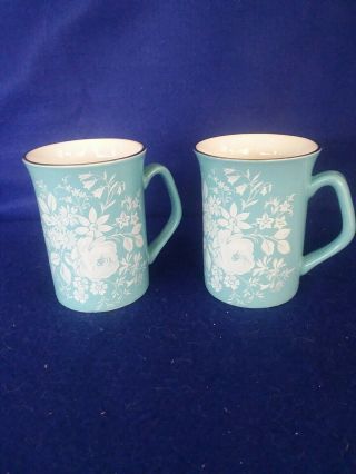 Set Of 2vtg Royal Windsor Fine Bone China England Floral Coffee / Tea Cup Mug