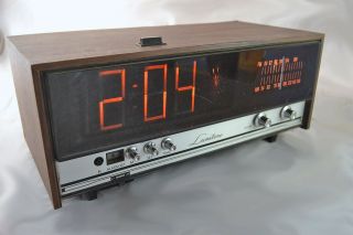 Retro Vintage Lumitone AM/FM Alarm Clock Radio Model R - 111 by Tamura Time Corp 2