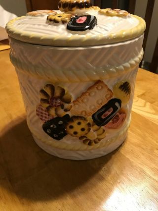Vintage Cookies All Over Cookie Jar Basket Weave Cookie Knob