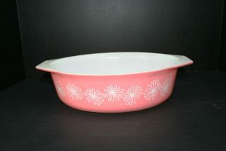 Vintage Pyrex Pink Daisy Oval Casserole Dish 2.  5 Qt - No Lid - 045
