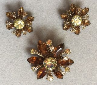 Vtg Gold Tone Brown/clear Rhinestone " Flower - Style " Set - Brooch/earrings S041419