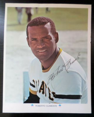 Pittsburgh Pirates Roberto Clemente,  8” X 10” Publicity Picture Memorabilia,  197