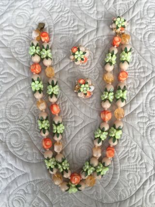 Vintage acrylic beaded floral necklace with matching clip - on earrings 2
