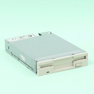 Vintage Mitsubishi Electric Mf355f - 3250mg 3.  5” 1.  44mb Floppy Disk Drive For Pc