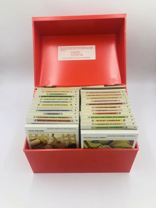 Vintage 1971 Betty Crocker Recipe Card Library Set Red Container With Index Red