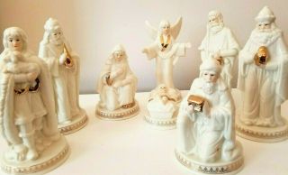 Vintage White Porcelain 8 Piece Nativity Set Christmas
