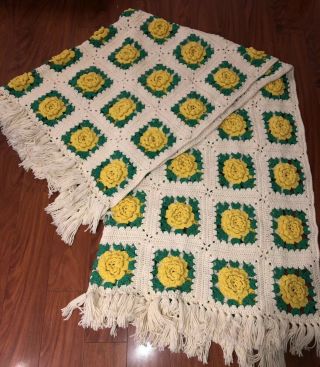 Vtg Handmade Crochet Throw Blanket Afghan Yellow Green 3d Daisy Flowers 60 X 90