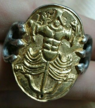 Scarce Ancient Roman Military Legionary Silver Ring Circa 32 - 58 Bc Inlaid Gold