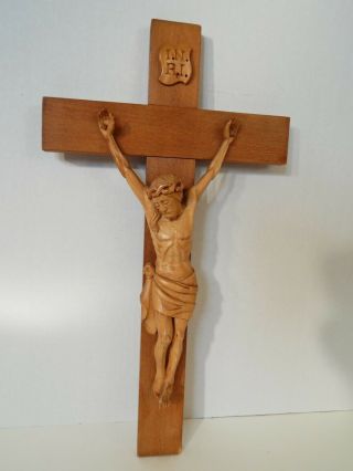 Vintage Inri Crucifix Jesus On Cross Carved Wood Wall Hanging 15 1/2 "