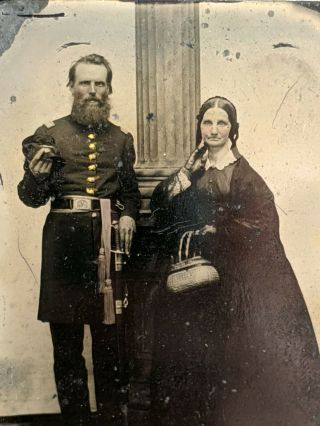 Antique Civil War Tintype Photo / 1/6 Plate / Union Officer w/ Sword / Wife 3