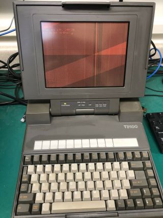 Vintage Toshiba T3100 Personal Portable Computer W/ Bad Display.
