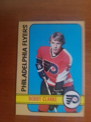 1972 - 73 Topps Nhl Flyers Bobby Clarke Card 90 Real Card