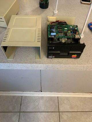 Apple Computer Disk Ii 5.  25 Floppy Drive A2m0003